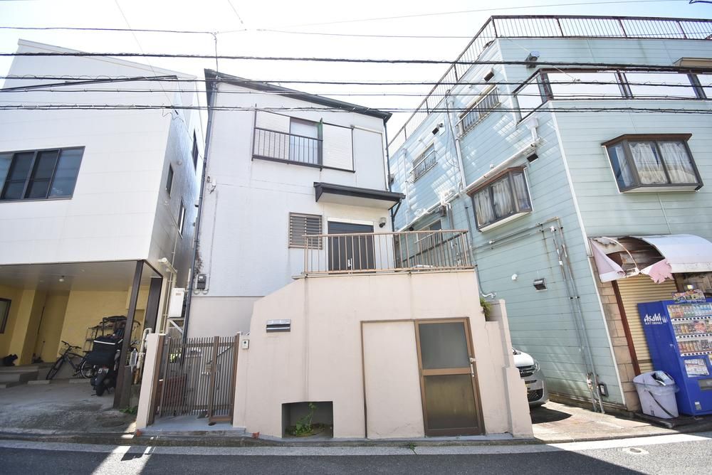 3LDK Detached House for Sale in Kishiya, Tsurumi, Yokohama - Thumbnail 2