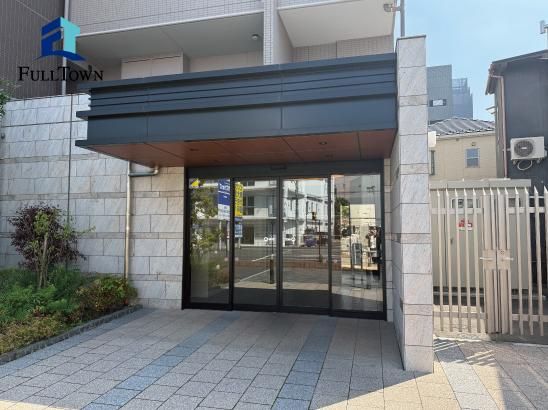 3LDK Apartment for Sale Near Iwatsuki Station in Saitama - Thumbnail 2