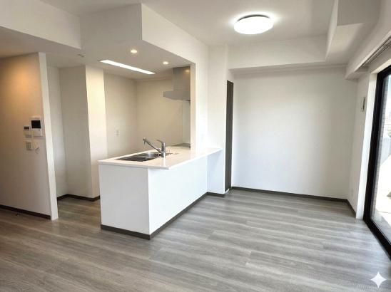 3LDK Apartment for Sale Near Iwatsuki Station in Saitama - Thumbnail 4