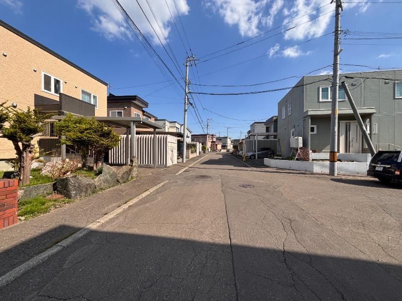 4LDK Renovated House for Sale in Atsubetsu-ku, Sapporo - Thumbnail 3