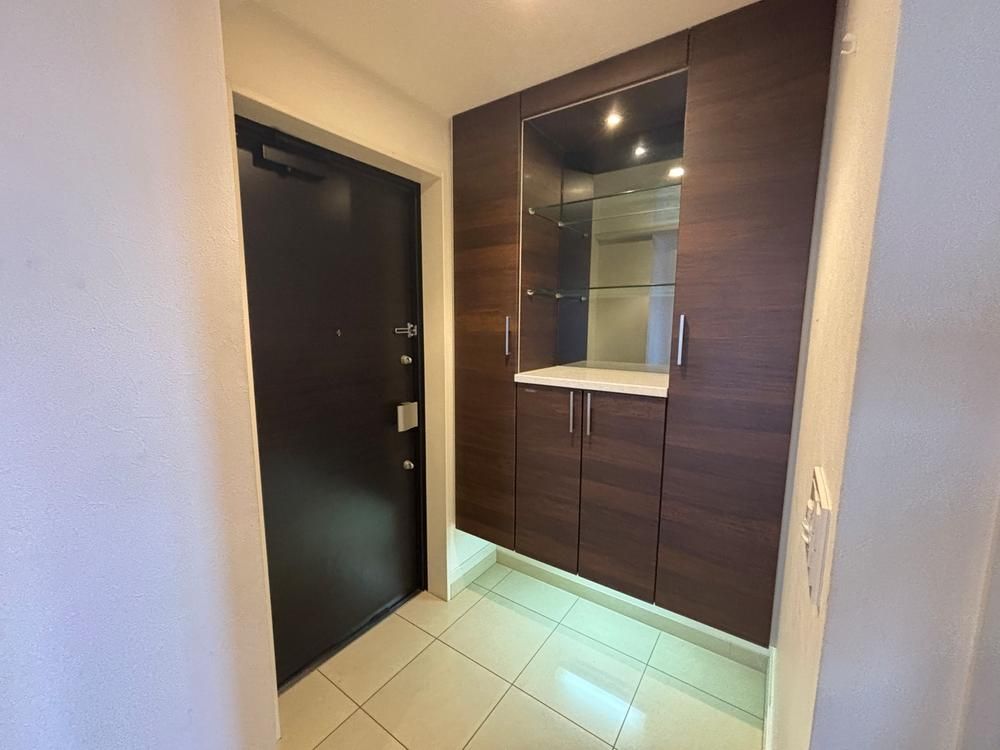 4LDK Apartment for Sale in Miyazaki City, Miyazaki - Thumbnail 3
