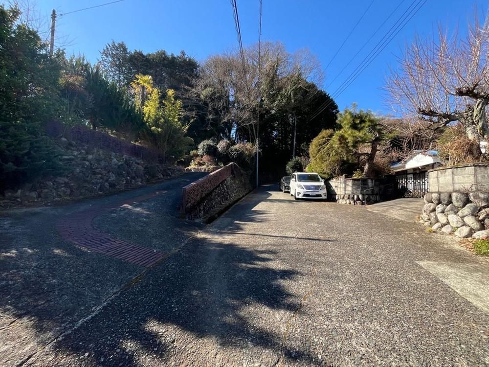 Land for Sale in Minamiashigara, Kanagawa - 402.52m² - Thumbnail 4
