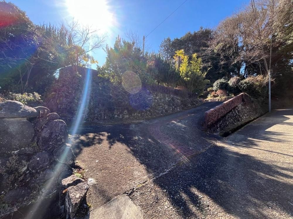 Land for Sale in Minamiashigara, Kanagawa - 402.52m² - Thumbnail 3
