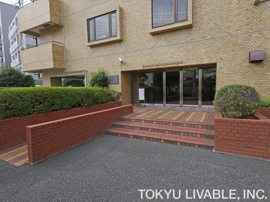 Renovated 3LDK Apartment Near Noborito Station, Kawasaki - Thumbnail 4