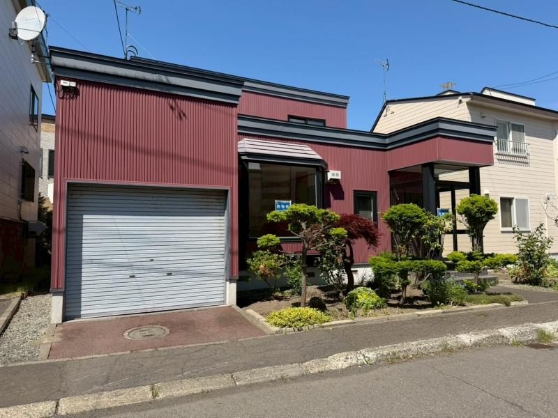 3LDK Detached House for Sale in Higashi Ward, Sapporo, 115.83 sqm - Thumbnail 2