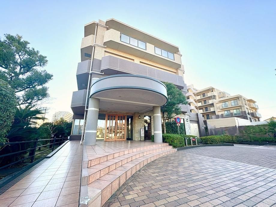 3LDK Apartment for Sale in Chigasaki, Kanagawa - 85.4m2 - Thumbnail 2