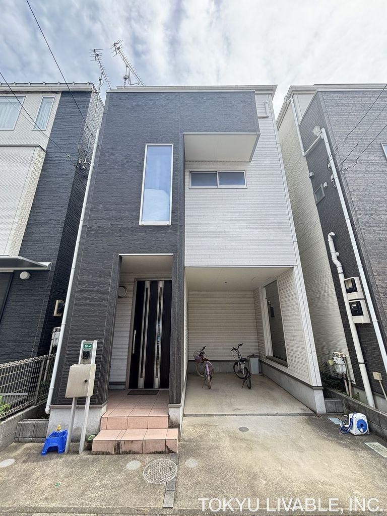 2LDK+S Detached House in Kawaguchi, Saitama - 100.44m2 - Thumbnail 3