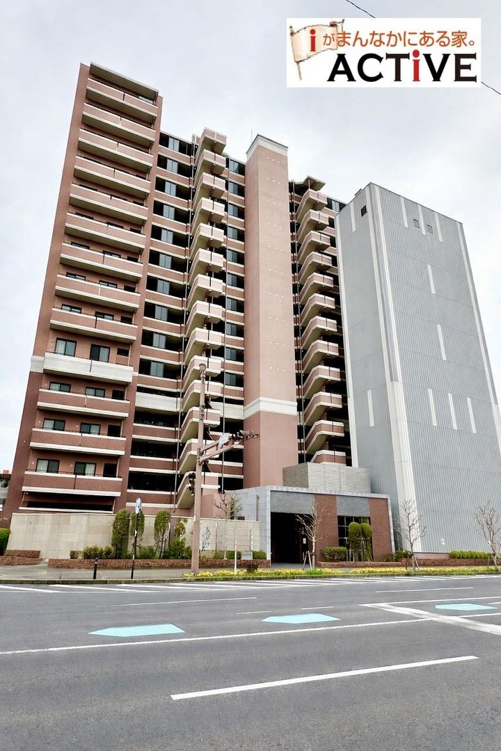 Renovated 3LDK Apartment Near Sasebo Station, Nagasaki - Thumbnail 2