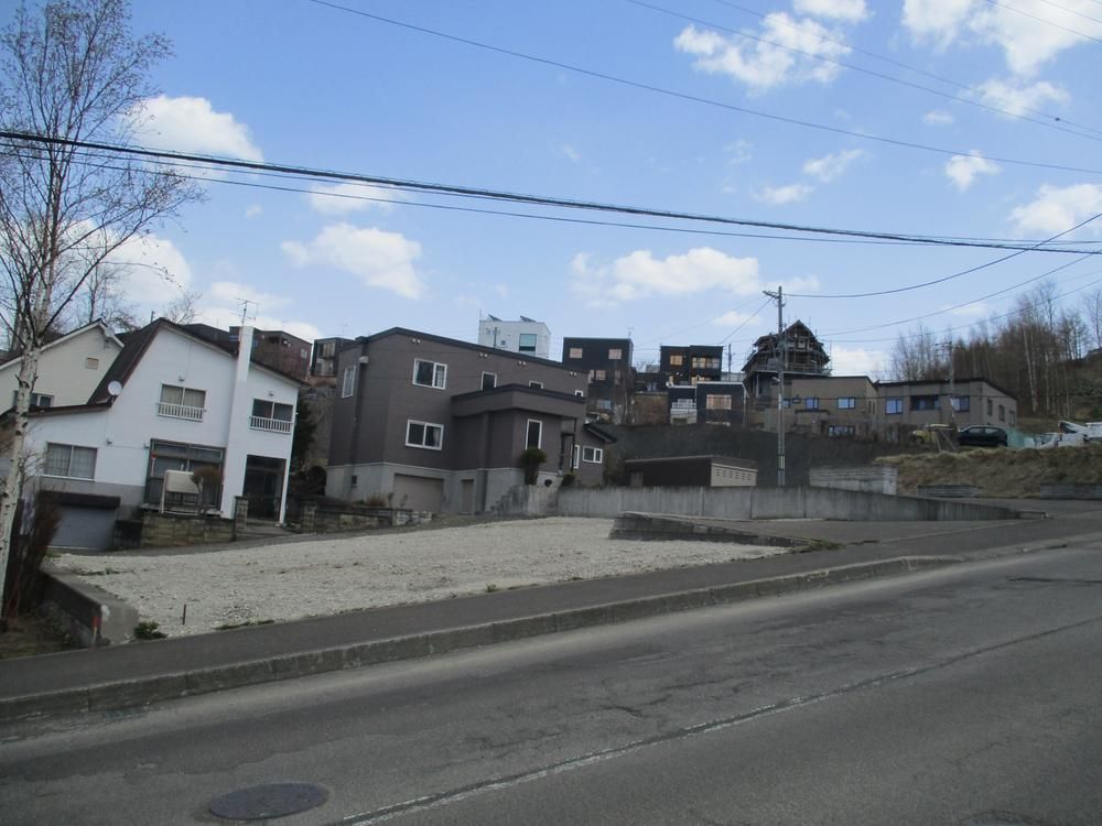 Land for Sale in Otaru, Hokkaido - 321.2 sqm, Near Asari Station - Thumbnail 2
