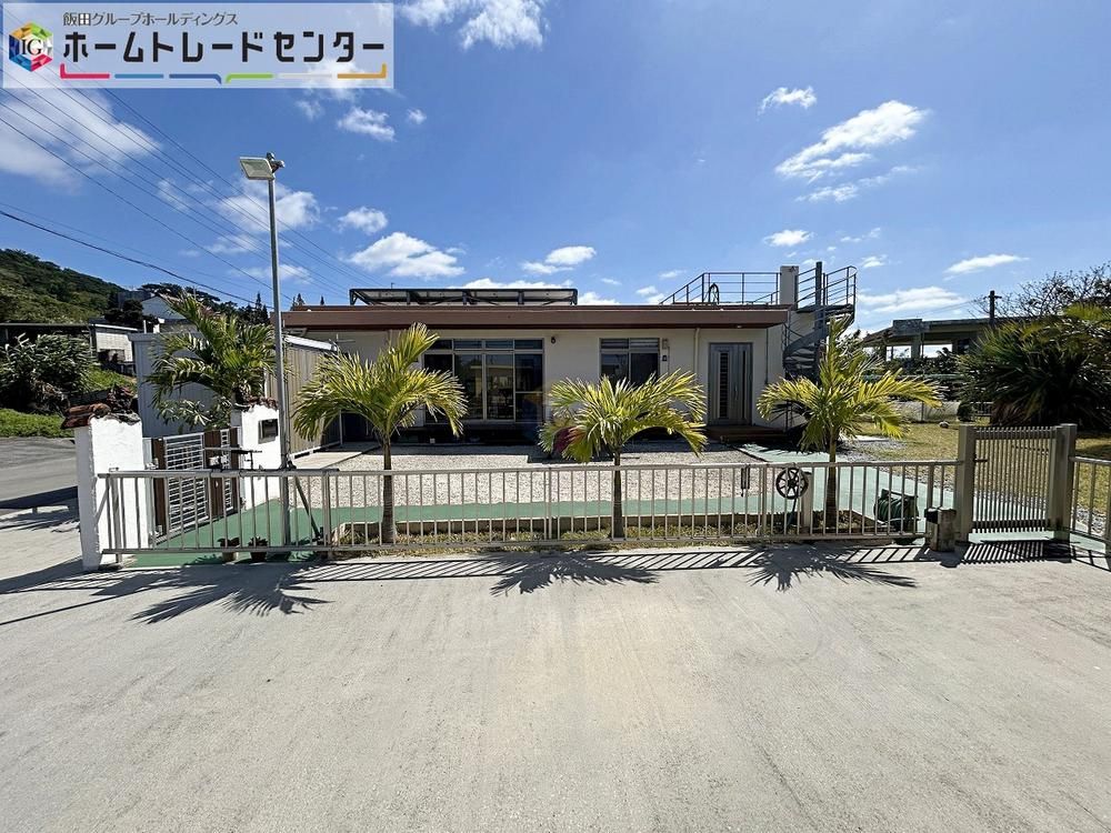 4LDK Single-Story House for Sale in Motobu, Okinawa - 108.4 sqm - Thumbnail 3