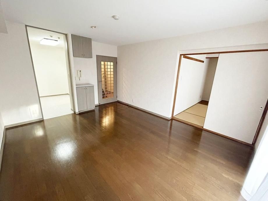 Lions Mansion Kita-Narashino 2DK Apartment for Sale in Funabashi - Thumbnail 3