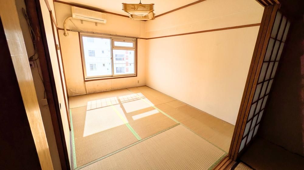 4DK Apartment for Sale in Minami Ward, Kyoto - 3.8 Million Yen - Thumbnail 2