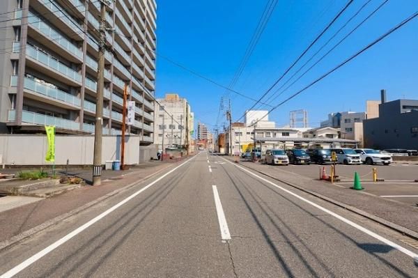 3LDK Apartment for Sale in Nobeoka City, Miyazaki - Thumbnail 2