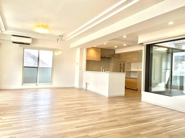 3LDK Apartment in Chuo-ku, Sapporo, 125.6 sqm, Top Floor - Thumbnail 4