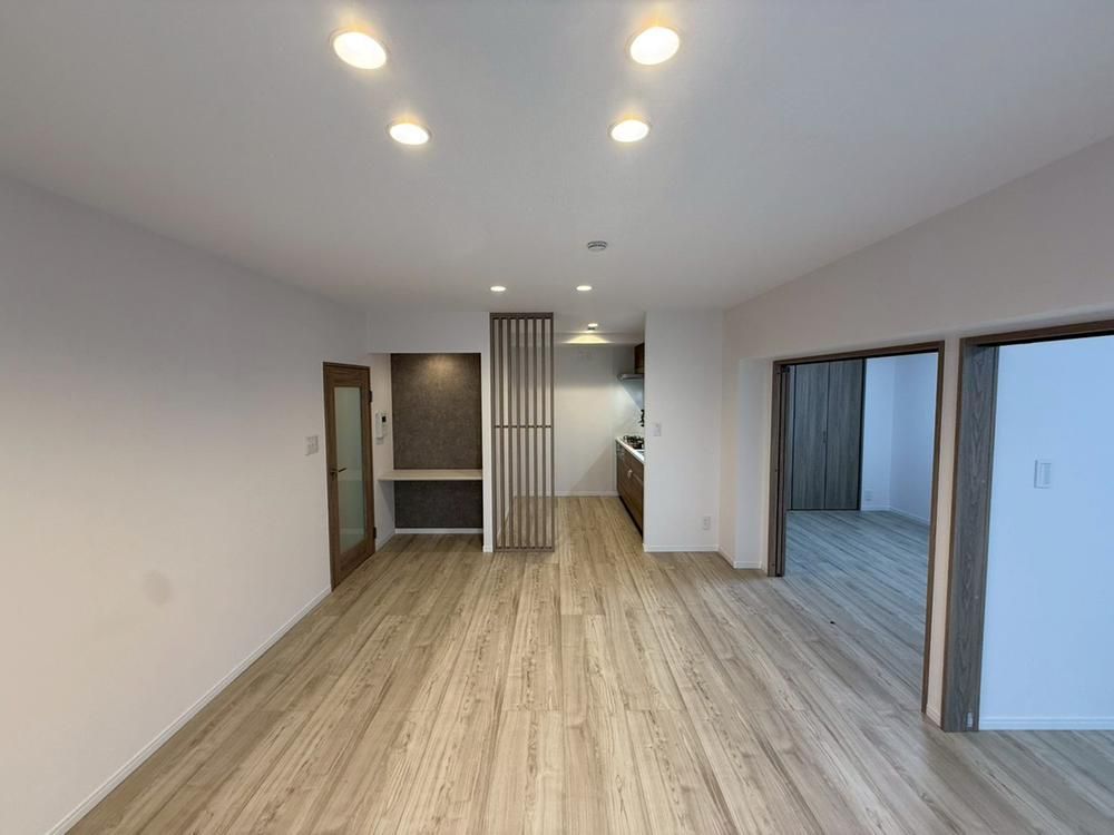 3LDK Renovated Apartment in Kita-ku, Sapporo - 74.33m2 - Thumbnail 4