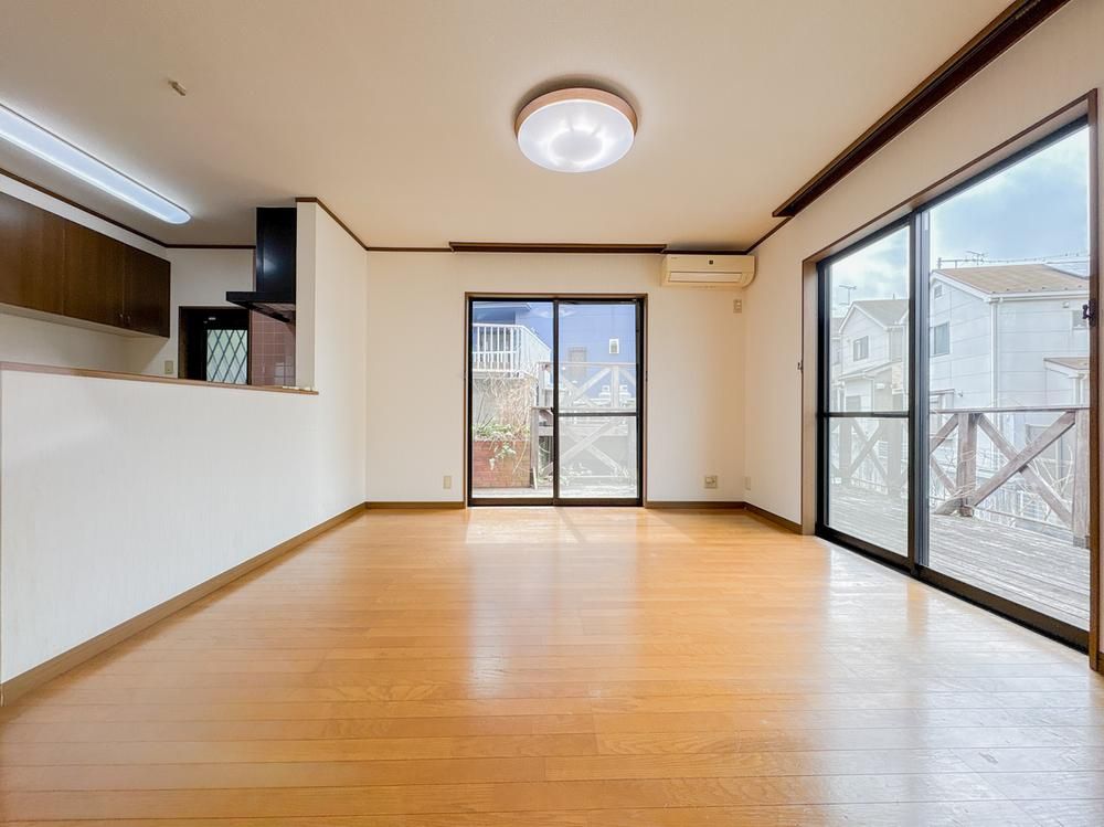 Renovated 4LDK House in Hachioji with Wood Deck - Thumbnail 4