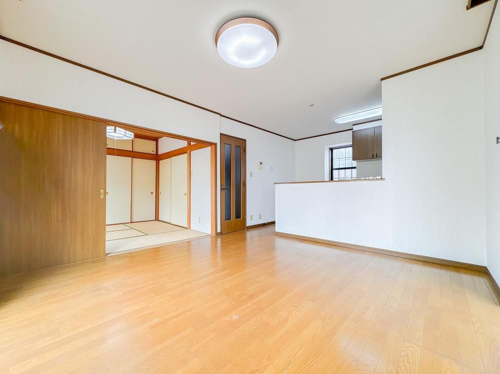 Renovated 4LDK House in Hachioji with Wood Deck - Thumbnail 4