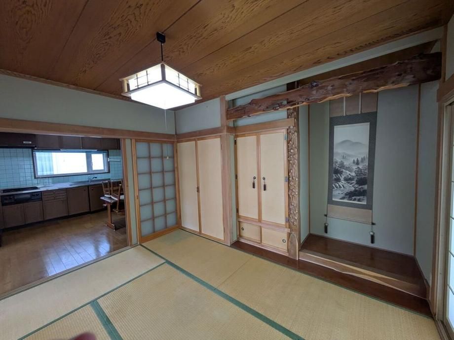 5LDK Detached House for Sale in Asahikawa, Hokkaido - Thumbnail 3