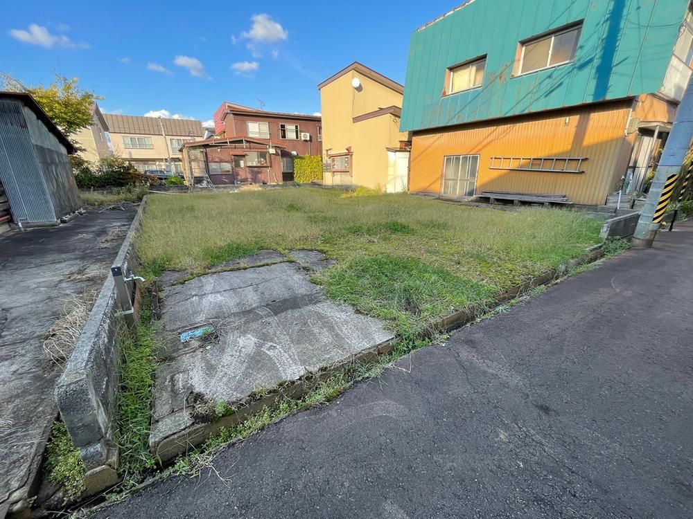 200 sqm Residential Land for Sale in Joetsu, Niigata - Thumbnail 3