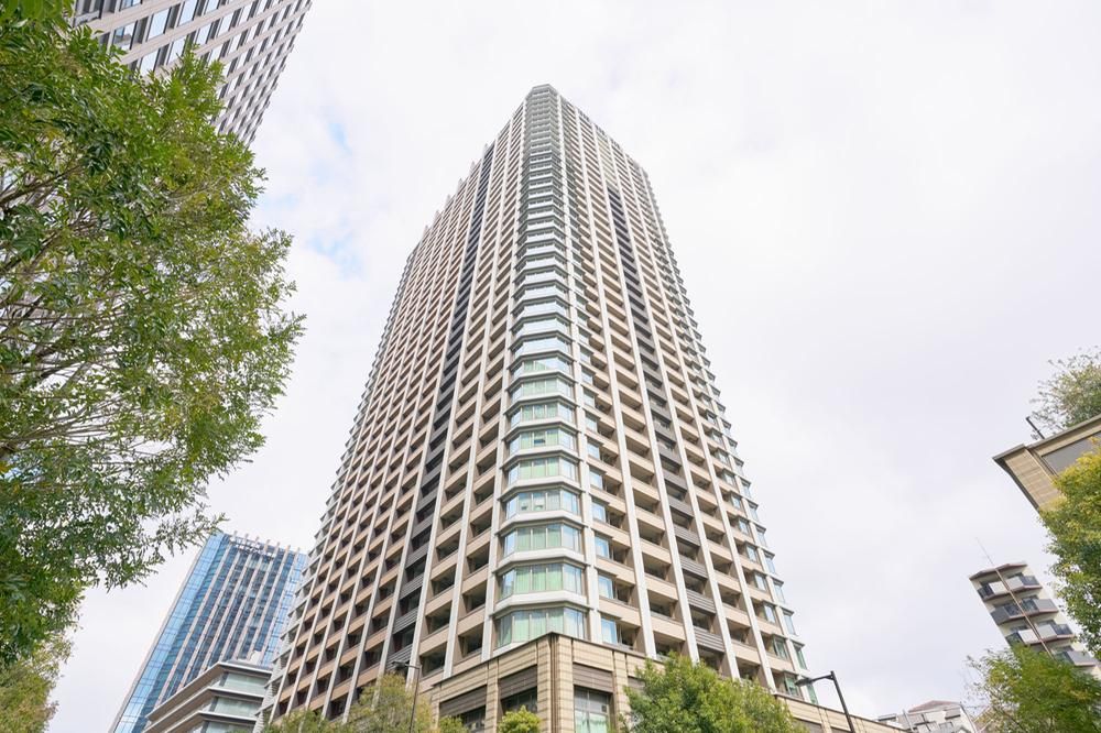 3LDK Apartment for Sale in Shinagawa, Tokyo - 69.42m2 - Thumbnail 2
