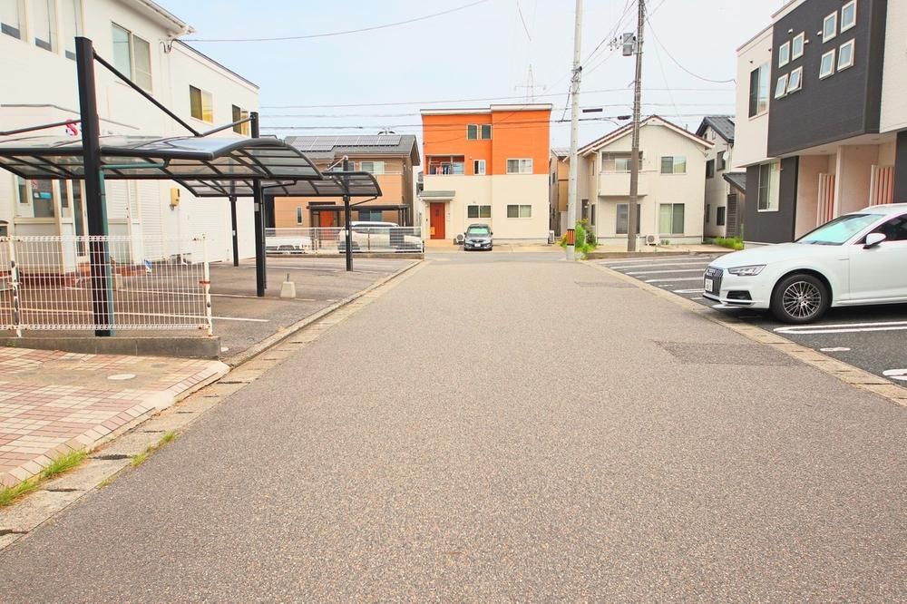 Renovated 4LDK House with Internal Garage in Niigata Central Ward - Thumbnail 3