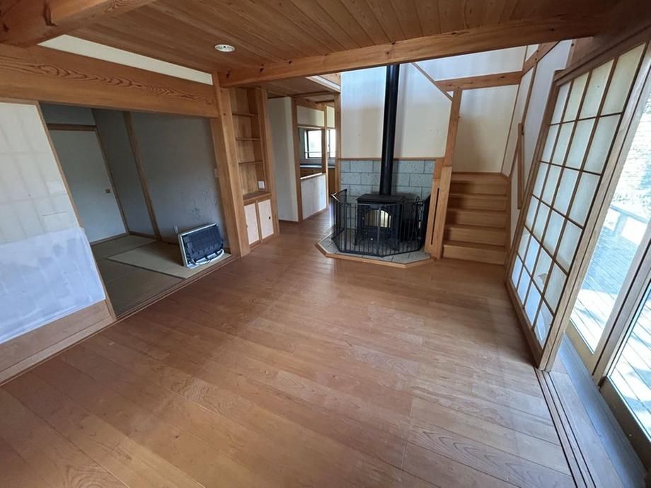 4LDK House with Wood Stove & Large Garden in Sendai, Miyagi - Thumbnail 4