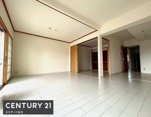 2LDK Apartment for Sale in Taihaku Ward, Sendai - Thumbnail 4