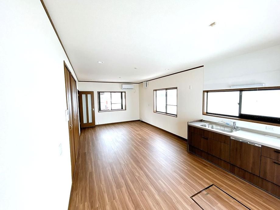 Renovated 5LDK+S House for Sale in Sabae, Fukui - Thumbnail 4