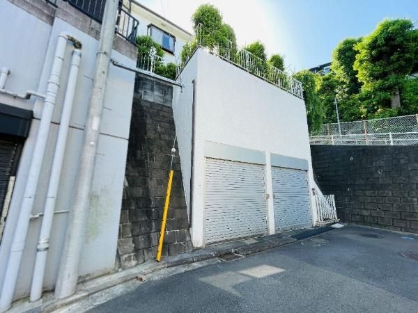 Land for Sale in Hodogaya-ku, Yokohama – 387.94 sqm - Thumbnail 2