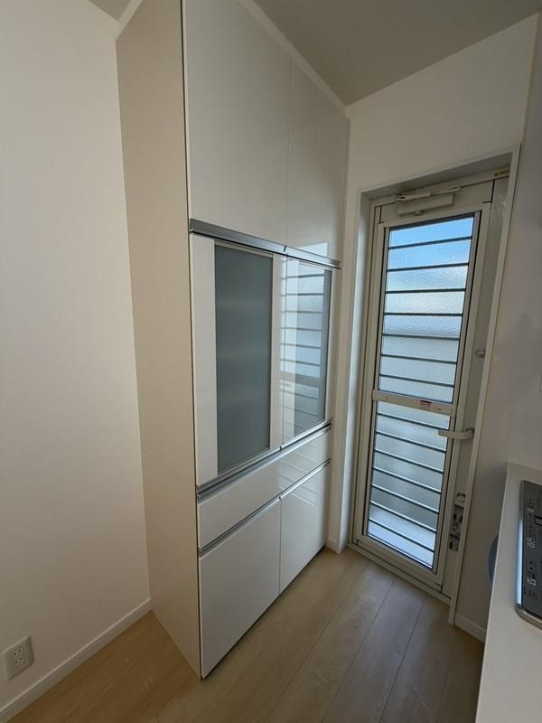 Modern 3LDK House with Garden in Shikokuchuo, Ehime - Thumbnail 3