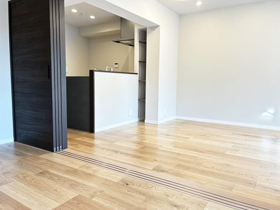 Renovated 2LDK Apartment in Ebina, Kanagawa - Thumbnail 3