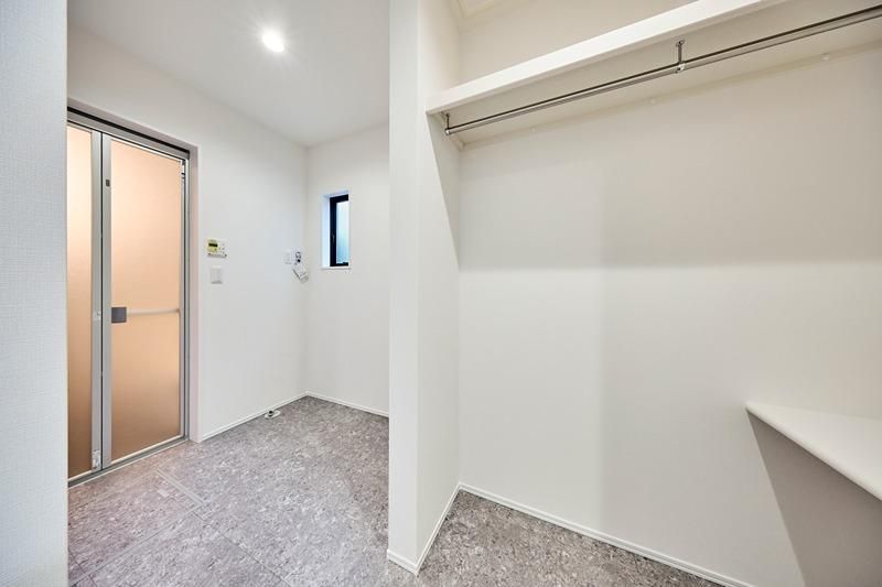 New 2LDK Detached House in Hirakata, Osaka - 98.53 sqm - Thumbnail 4