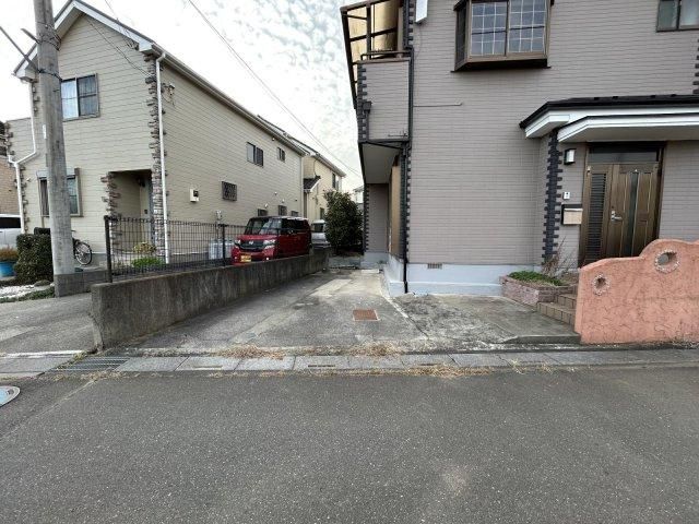 Renovated 4LDK House in Saitama City, Saitama Prefecture - Thumbnail 2