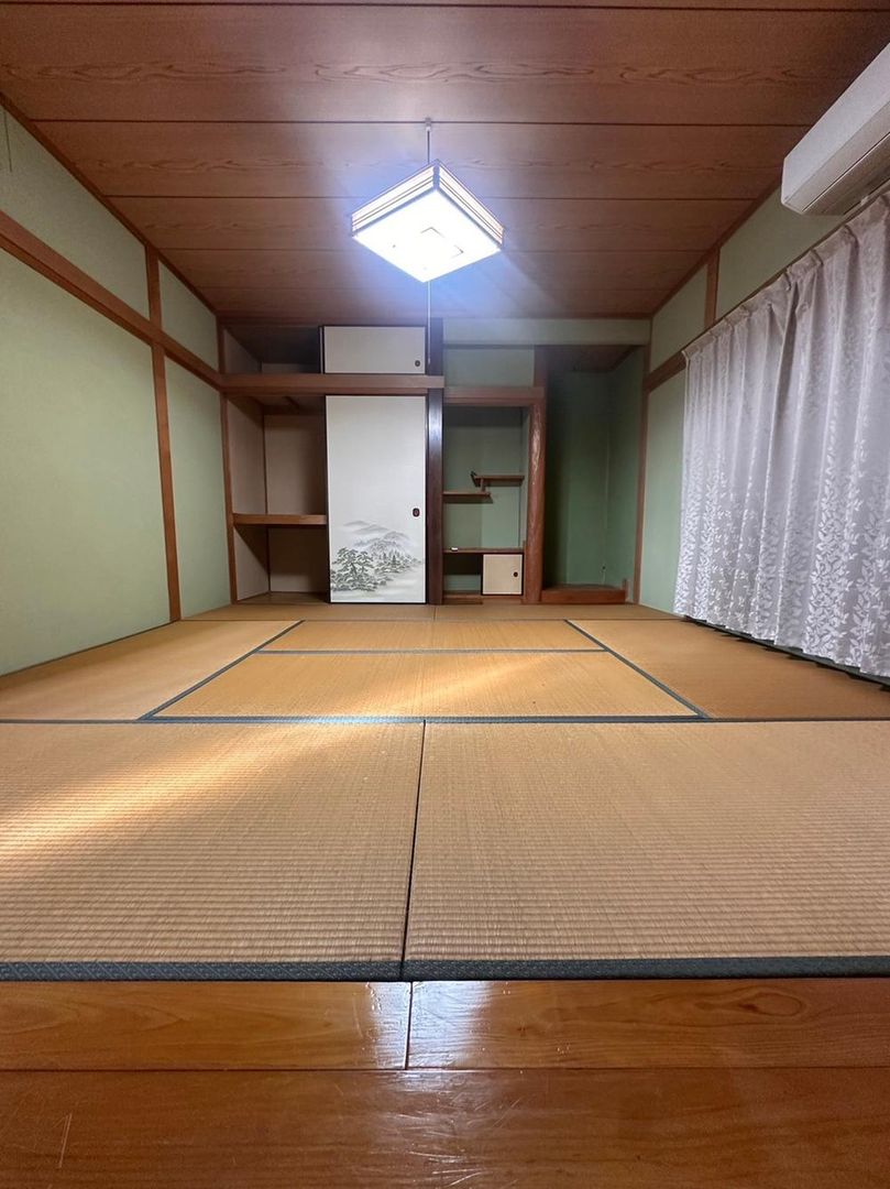 7DK House for Sale in Omura City, Nagasaki Prefecture - Thumbnail 3