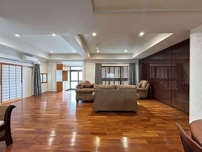 2LDK RC House for Sale in Uedomari, Ginowan, Okinawa - 124m2 - Thumbnail 3