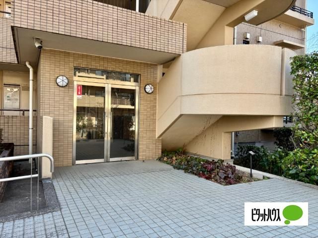 Charele Ushiku 3LDK Apartment for Sale in Ushiku, Ibaraki - Thumbnail 2