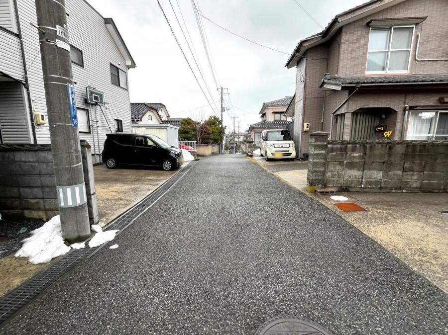 Renovated 5LDK House with Inner Garage in Niigata Higashi-ku - Thumbnail 3