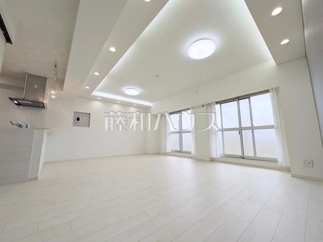 3LDK Apartment for Sale in Fuchu, Tokyo - 73.19m2 - Thumbnail 4