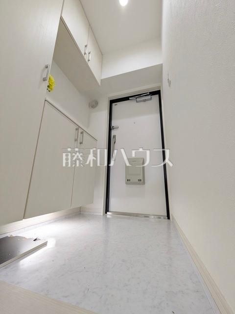 3LDK Apartment for Sale in Fuchu, Tokyo - 73.19m2 - Thumbnail 2