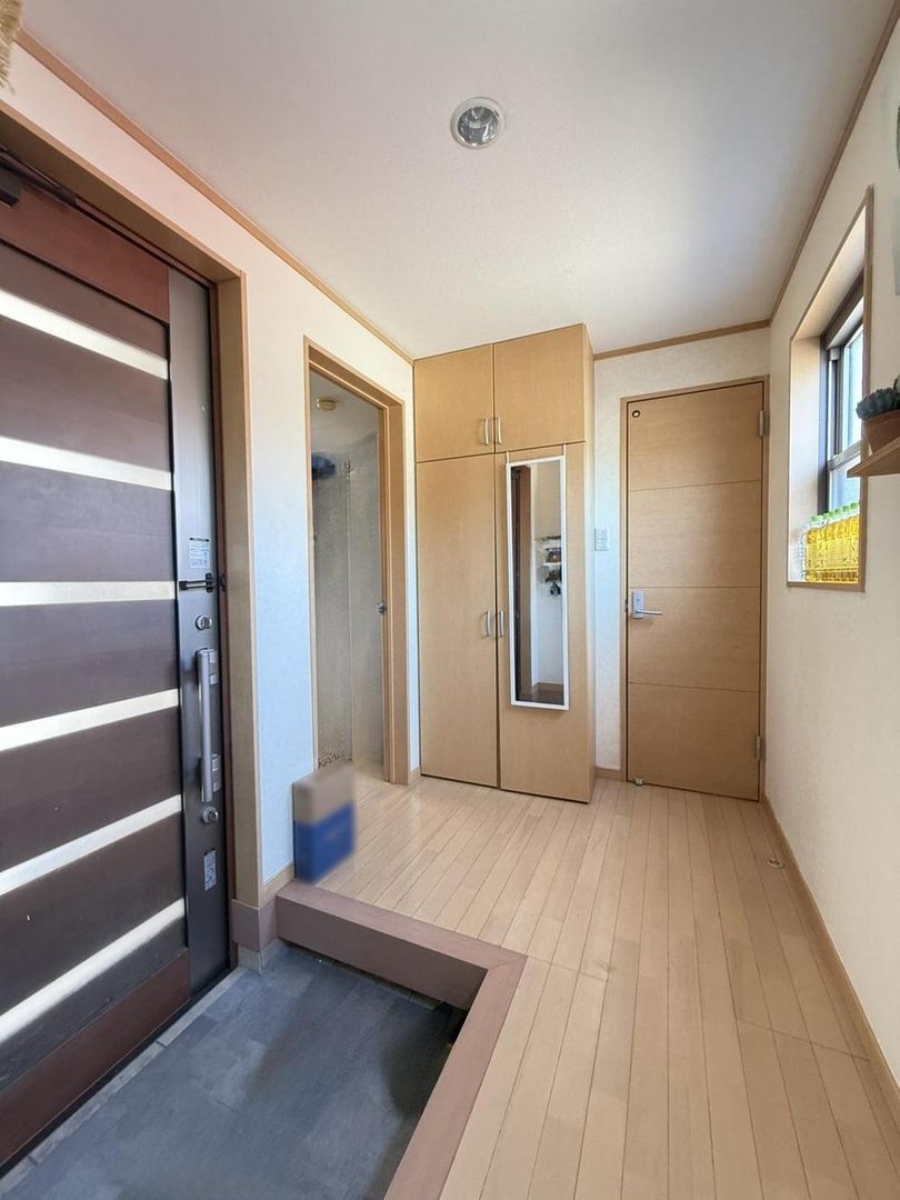 3LDK House for Sale in Kawaguchi, Saitama Near Hatogaya Station - Thumbnail 3