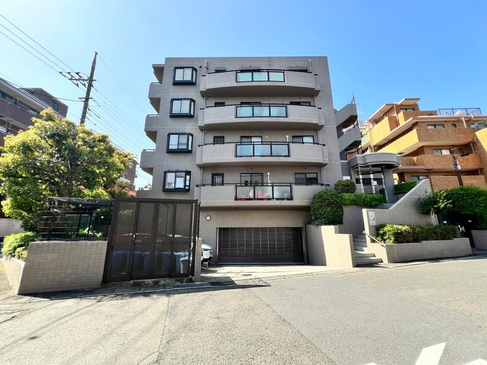 3LDK Apartment for Sale in Miyamaedaira, Kawasaki - Thumbnail 3