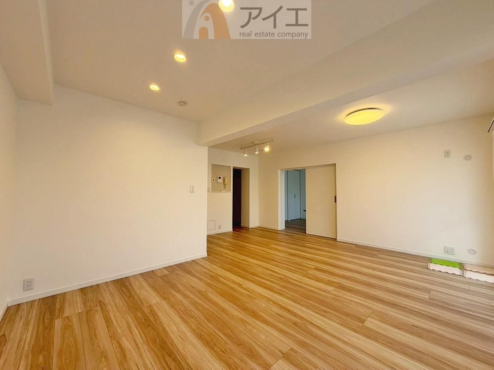 3LDK Renovated Apartment in Abiko, Chiba – 84m² Near Station - Thumbnail 4