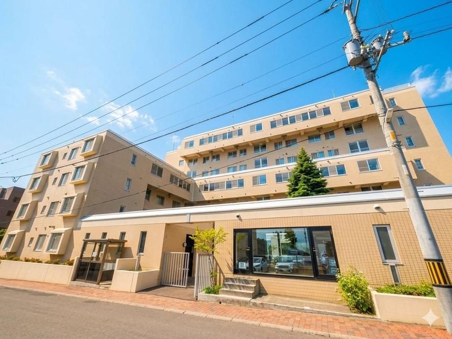 4LDK Apartment for Sale in Kita Maruyama, Sapporo - Thumbnail 2