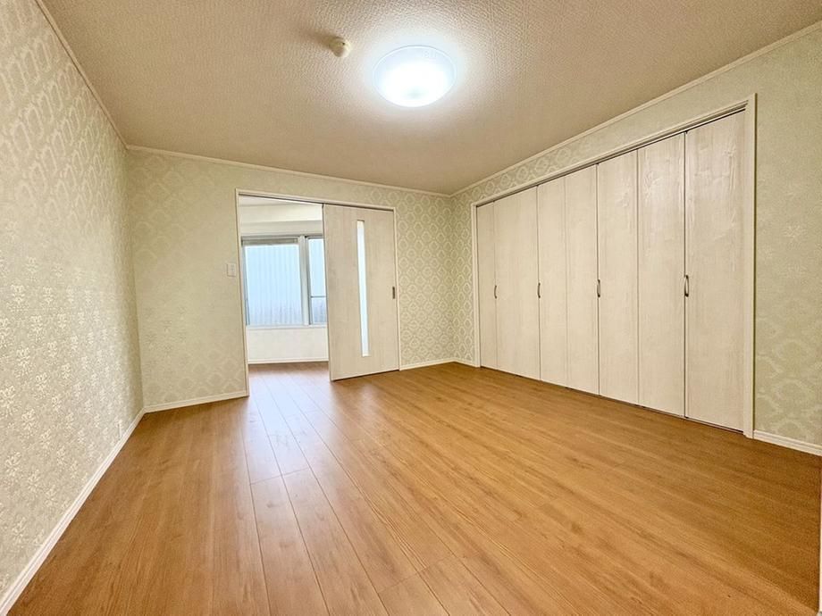 2LDK Apartment in Kita-Sendai, Aoba Ward, Sendai, 112.36 sqm - Thumbnail 2