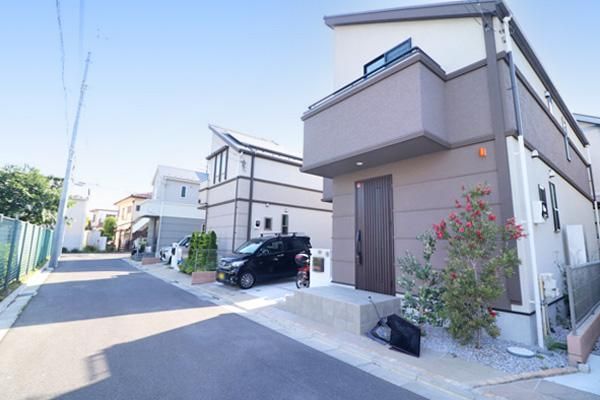3LDK Detached House for Sale in Fuchu, Tokyo - Thumbnail 2