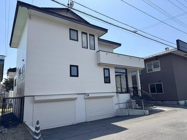 Spacious 3LDK+S House for Sale in Tomakomai, Hokkaido - Thumbnail 3