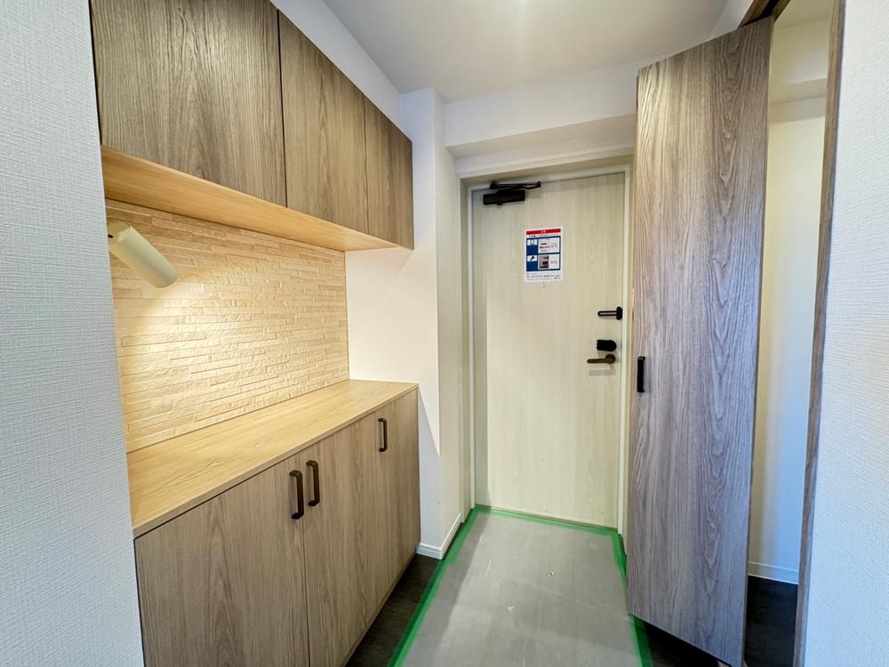 Renovated 3LDK Apartment in Sapporo's Shiroishi-ku, 75.81 sqm - Thumbnail 3