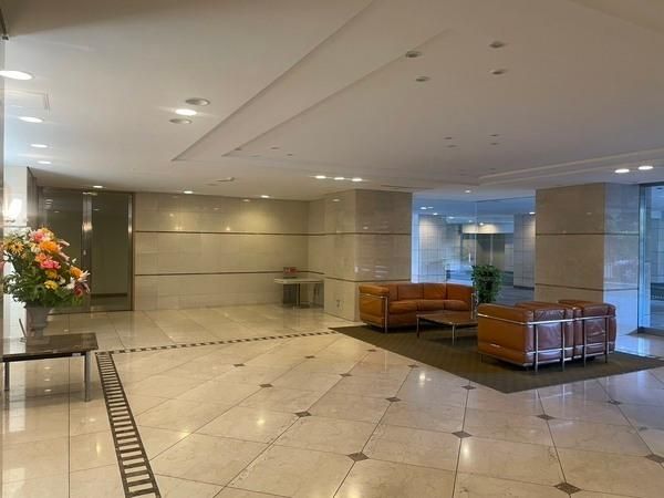 3LDK Apartment for Sale in Mita, Minato-ku, Tokyo - Thumbnail 3