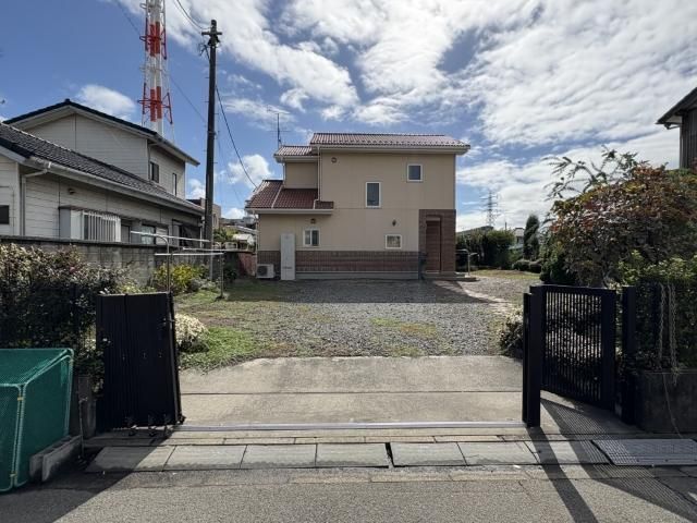 3LDK Detached House with 589m2 Land in Iwaki City - Thumbnail 2