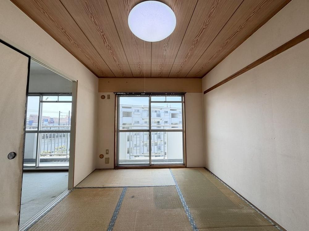 3LDK Apartment for Sale in Ebina City, Kanagawa - Thumbnail 3